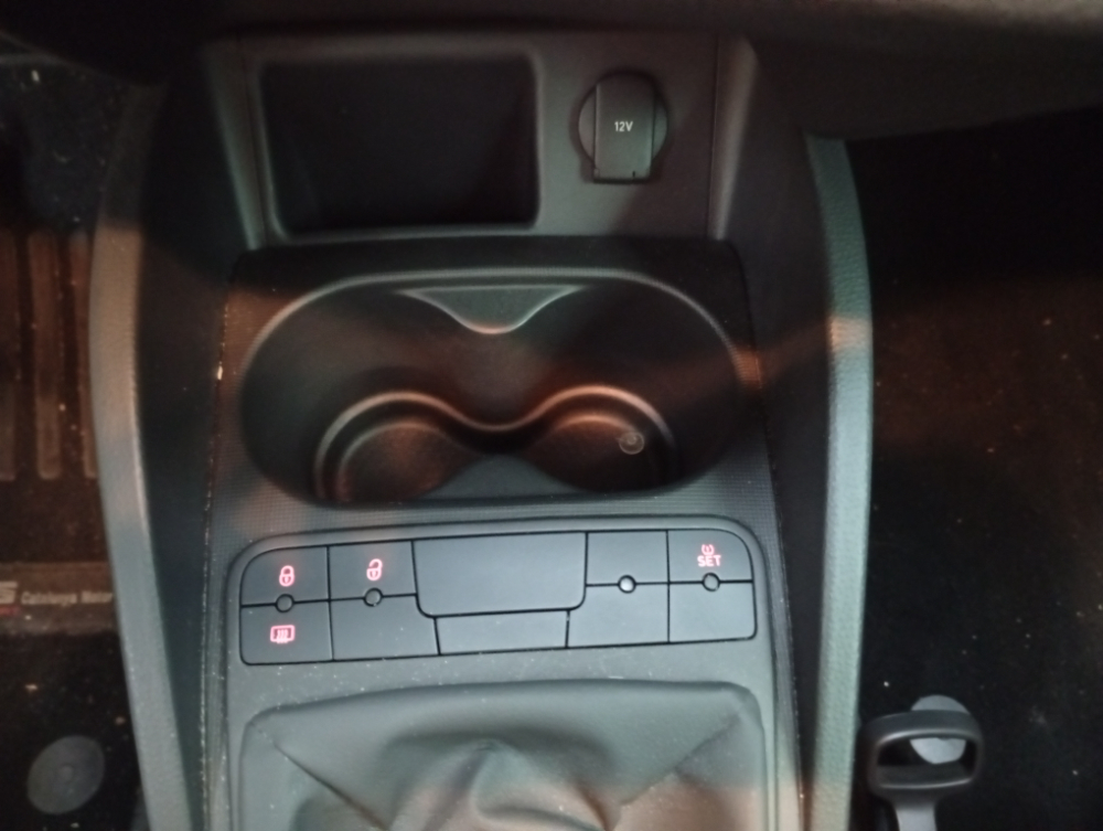 SEAT IBIZA REFERENCE foto 21