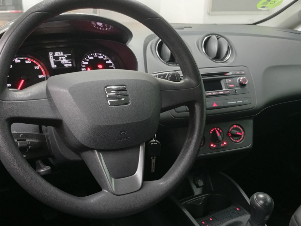 SEAT IBIZA REFERENCE foto 23