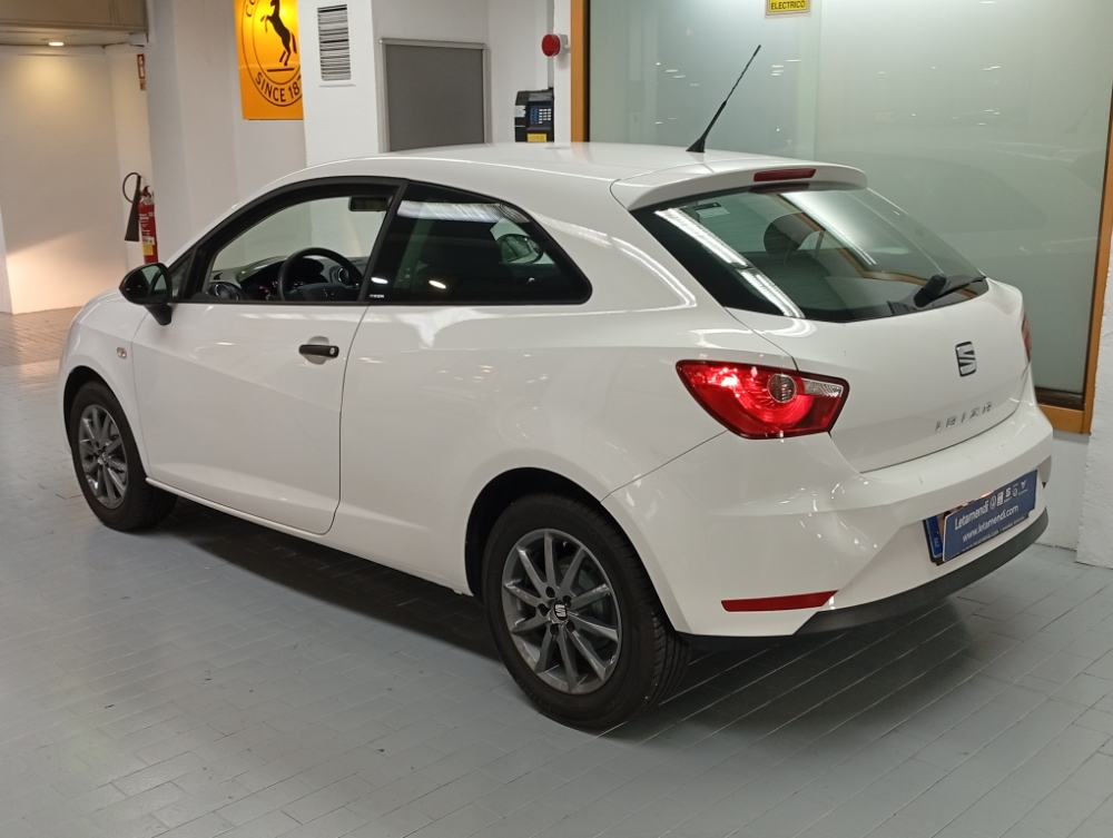 SEAT IBIZA REFERENCE foto 32