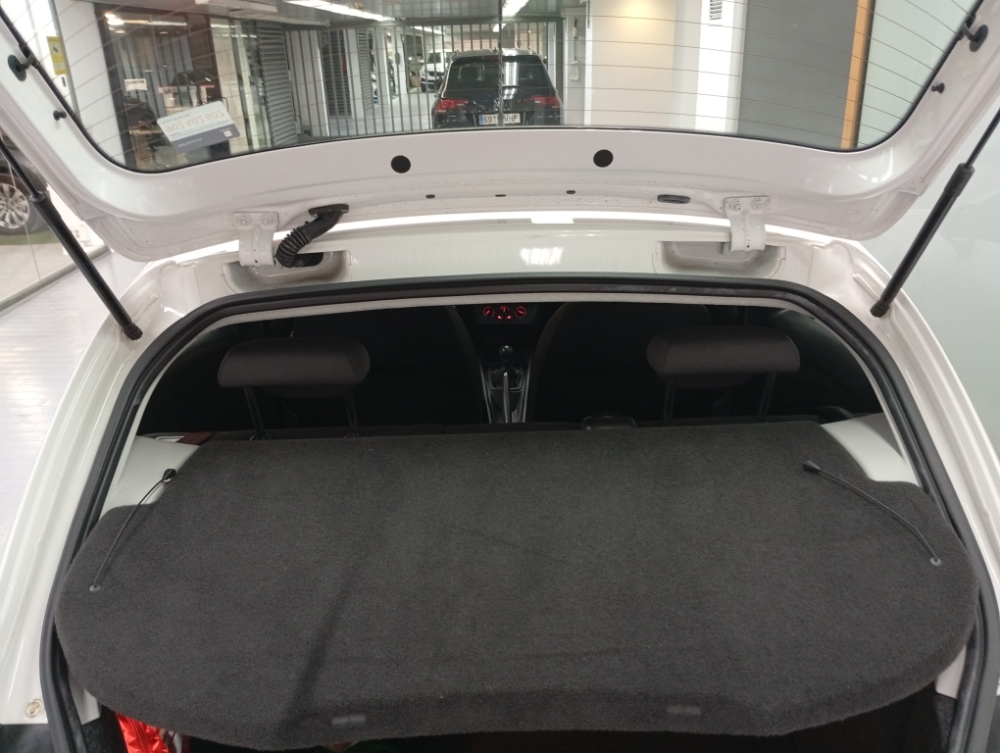 SEAT IBIZA REFERENCE foto 35