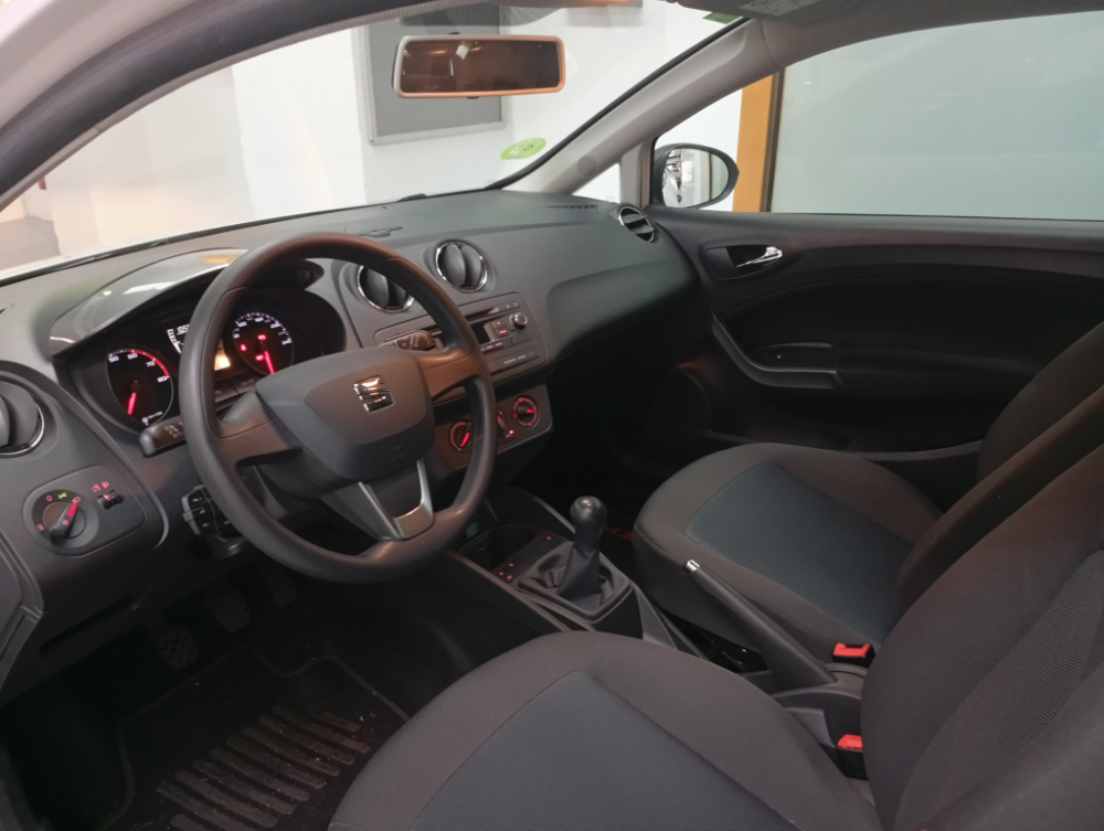 SEAT IBIZA REFERENCE foto 41