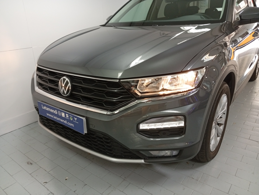 Volkswagen T-Roc Advance foto 13