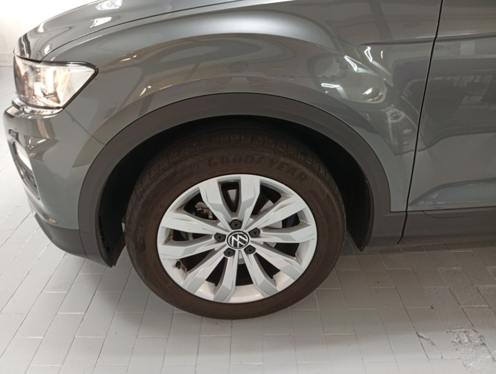 Volkswagen T-Roc Advance foto 5