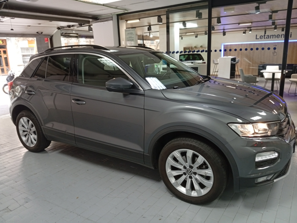 Volkswagen T-Roc Advance foto 9