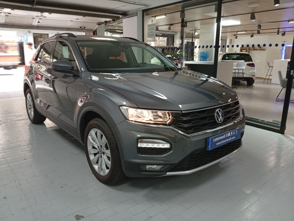 Volkswagen T-Roc Advance foto 10