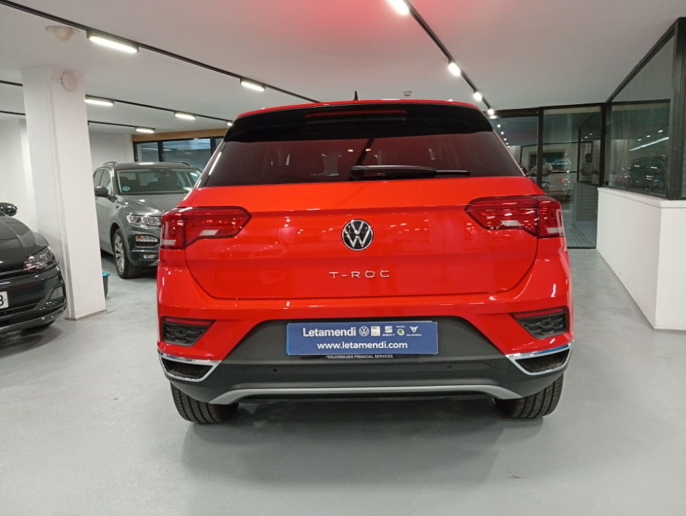 Volkswagen T-Roc Advance foto 3