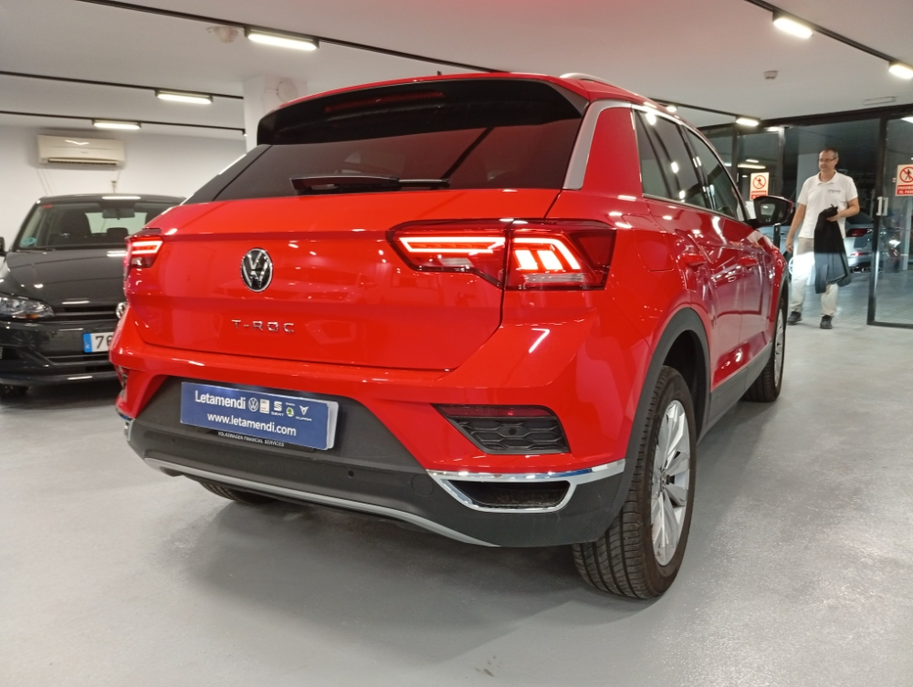 Volkswagen T-Roc Advance foto 14