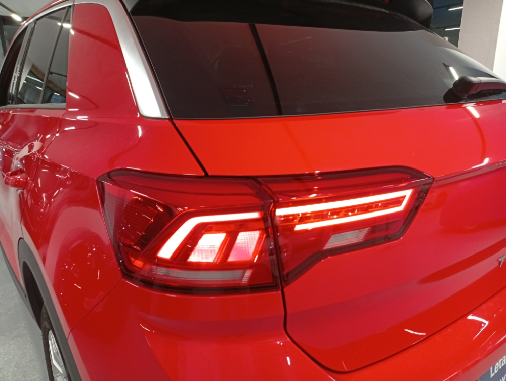 Volkswagen T-Roc Advance foto 17