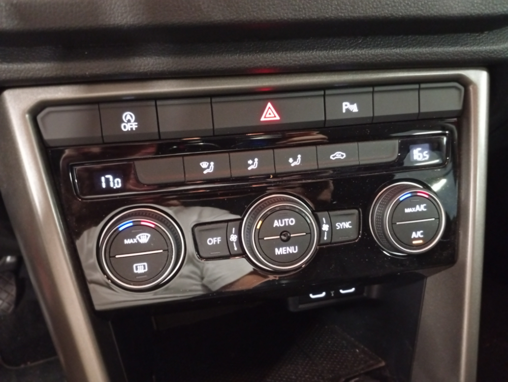 Volkswagen T-Roc Advance foto 8
