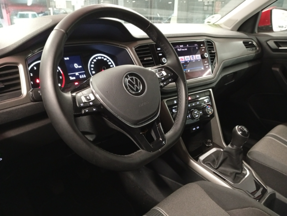 Volkswagen T-Roc Advance foto 11