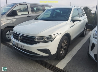 Volkswagen - Tiguan