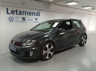 Volkswagen - Golf VI